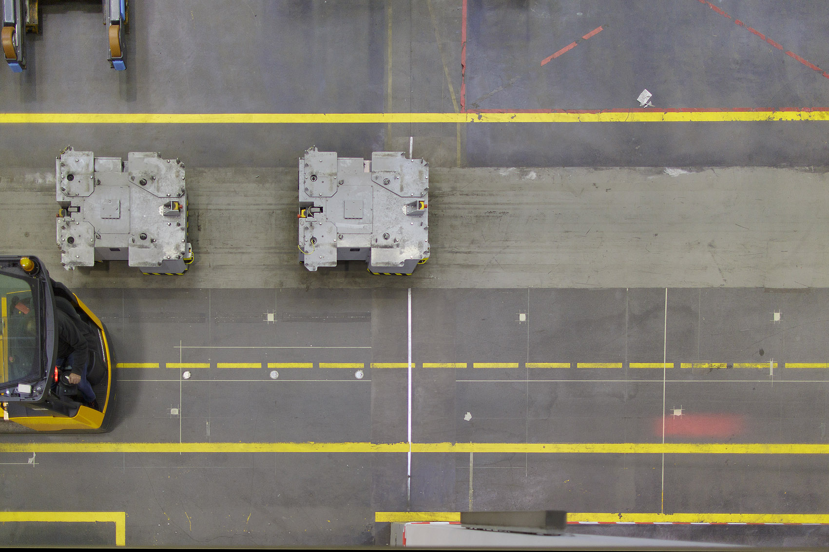 INDUSTRIE 9